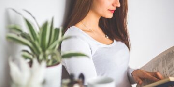 Breaking Stereotypes: Indian Women in B.Tech – Pioneers and Game Changers