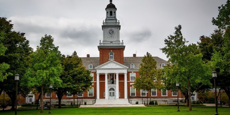 From Theory to Practice: Medugare Institute’s Hands-on Approach to Medical Education