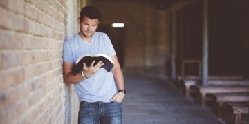 A Global Perspective: Studying B.Tech Abroad to Experience Diverse Learning Environments