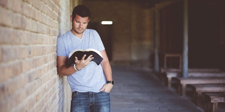 A Global Perspective: Studying B.Tech Abroad to Experience Diverse Learning Environments