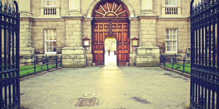 Navigating the NAAC Accreditation Process: Insights and Guidance